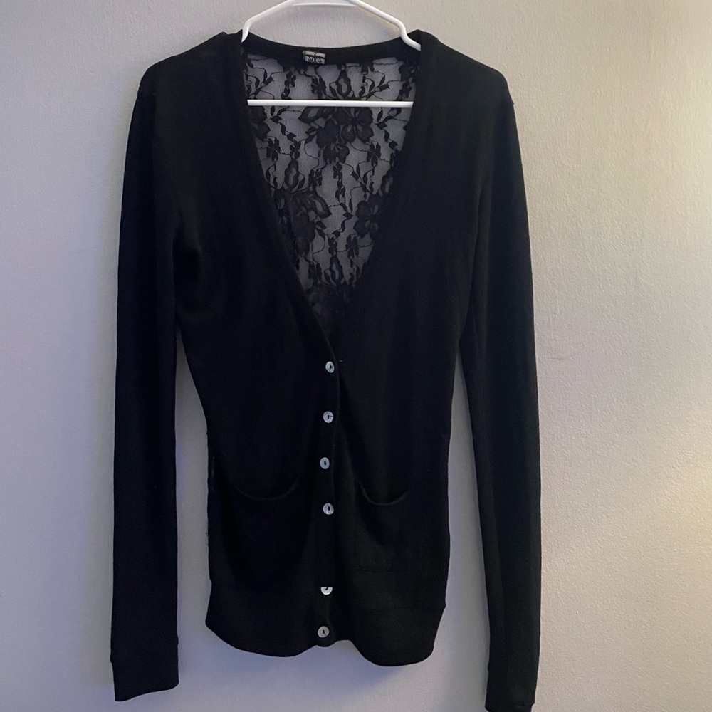 Poof back lace cardigan